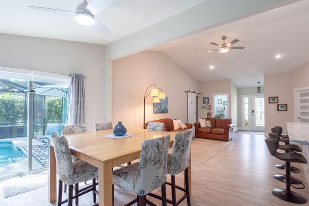 Dining room, Interior, Living room, Recessed Lighting, Wood Texture Flooring