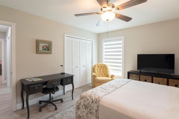Bedroom, Home Office, Interior, Wood Texture Flooring
