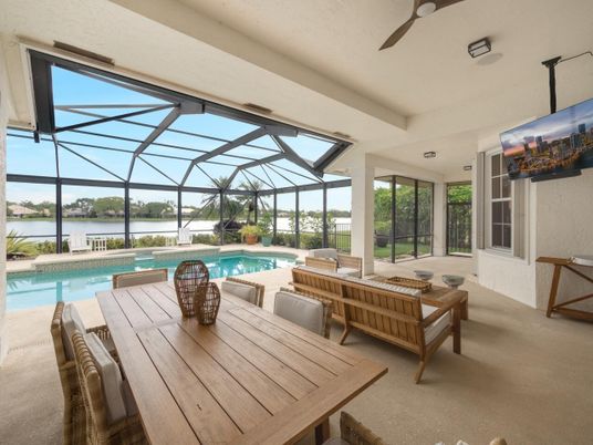 Dining room, Glass Ceilings, Interior, Pool, Sun Room, Water