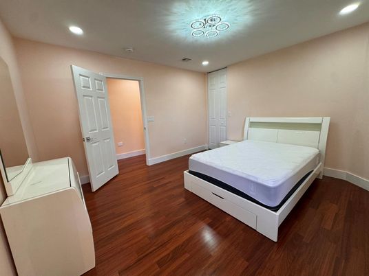 Bedroom, Interior, Recessed Lighting, Wood Texture Flooring