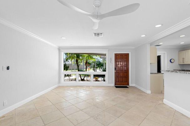 Fireplace, Interior, Recessed Lighting