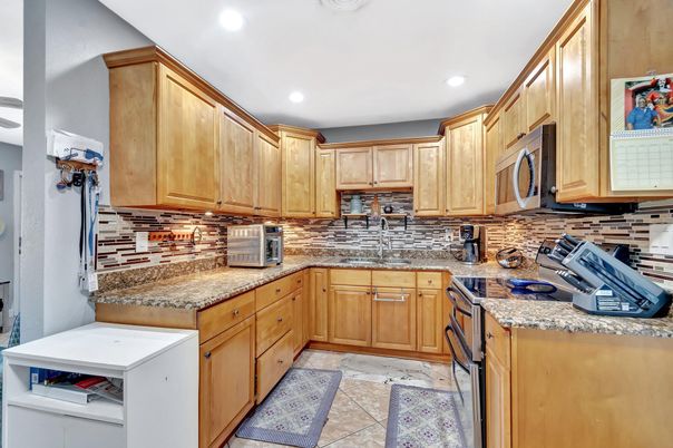 Interior, Kitchen, Recessed Lighting