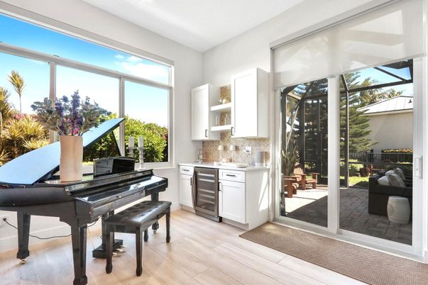 Interior, Kitchen, Piano, Wood Texture Flooring