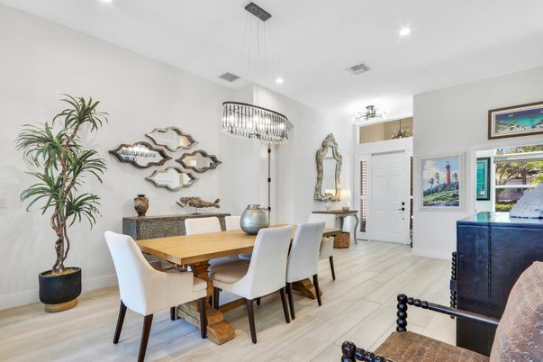 Chandelier, Dining room, Interior, Recessed Lighting, Wood Texture Flooring