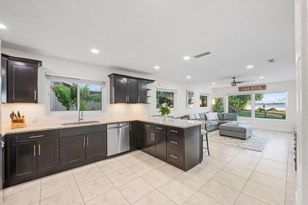 Interior, Kitchen, Living room, Recessed Lighting, Water
