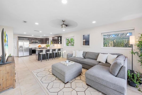 Interior, Kitchen, Living room, Recessed Lighting, Stainless Steel Appliances