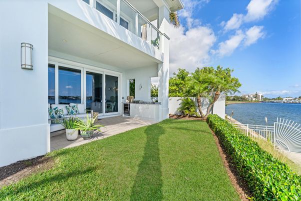 Backyard, Exterior, Water