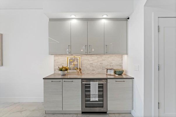 Interior, Kitchen, Marble, Recessed Lighting