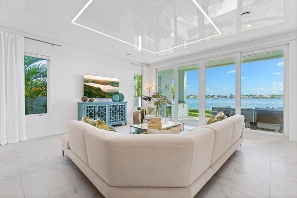 Interior, Living room, Marble, Water