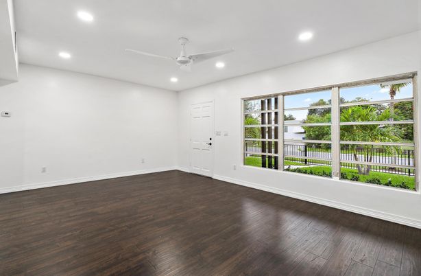 Empty room, Interior, Recessed Lighting, Wood Texture Flooring