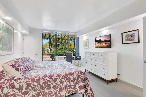 Bedroom, Home Office, Interior, Recessed Lighting