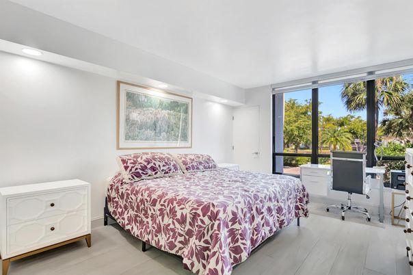 Bedroom, Home Office, Interior, Recessed Lighting, Wood Texture Flooring