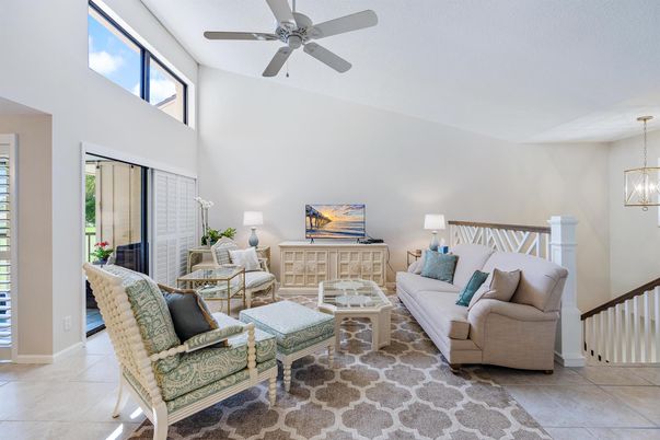 Interior, Living room, Pendant Lights