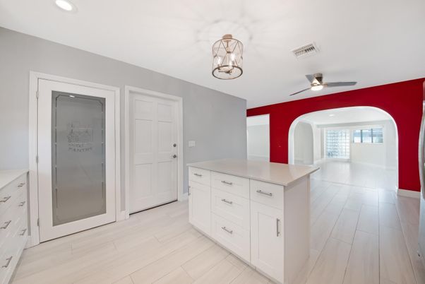 Interior, Recessed Lighting, Wood Texture Flooring