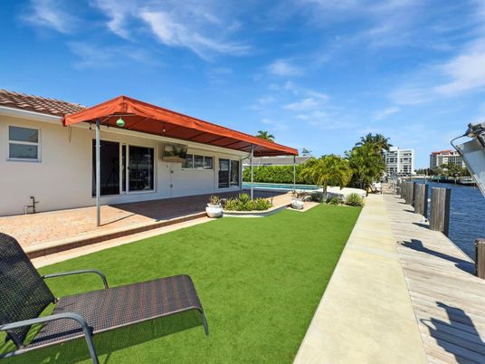 Backyard, Exterior, Water