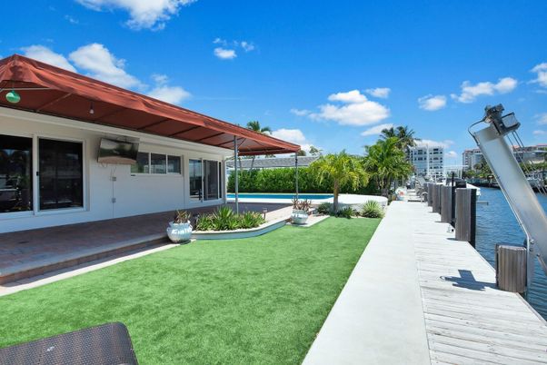 Backyard, Exterior, Pool, Water