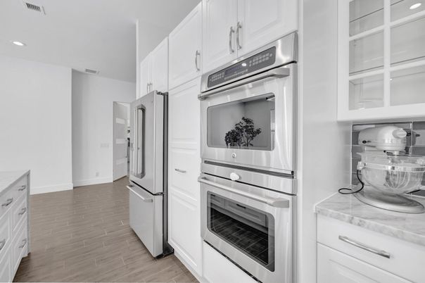 Interior, Kitchen, Recessed Lighting, Stainless Steel Appliances, Wood Texture Flooring