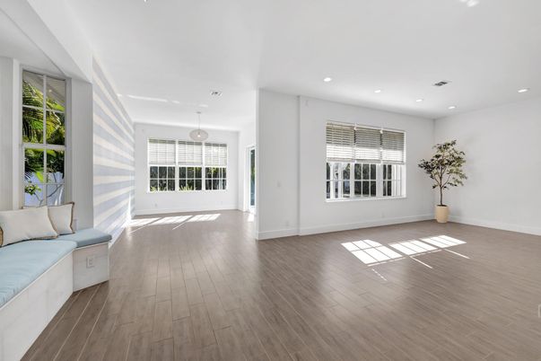 Empty room, Interior, Pendant Lights, Recessed Lighting, Wood Texture Flooring