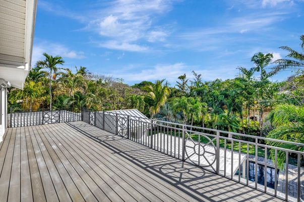 Exterior, Wood Texture Flooring