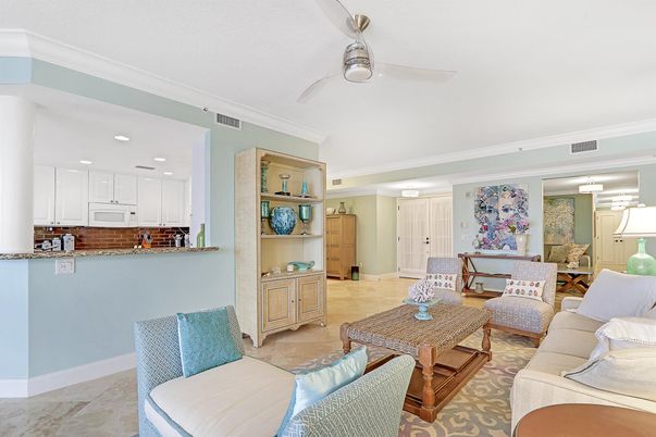 Interior, Kitchen, Living room, Recessed Lighting