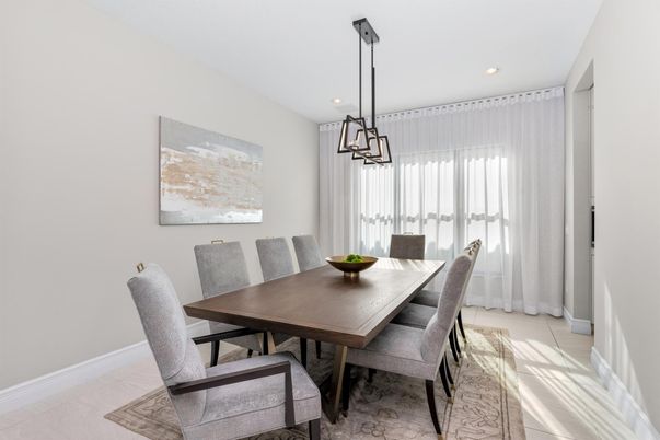 Dining room, Interior, Pendant Lights, Recessed Lighting