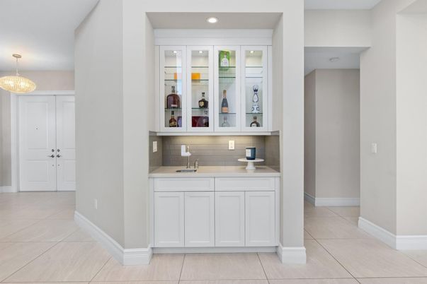 Chandelier, Interior, Recessed Lighting