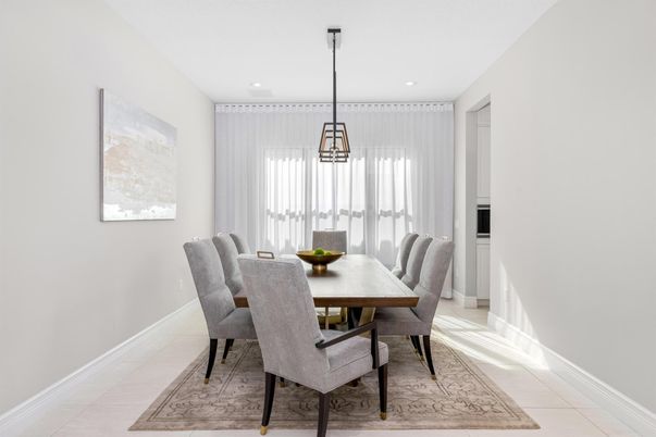 Dining room, Interior, Pendant Lights, Recessed Lighting