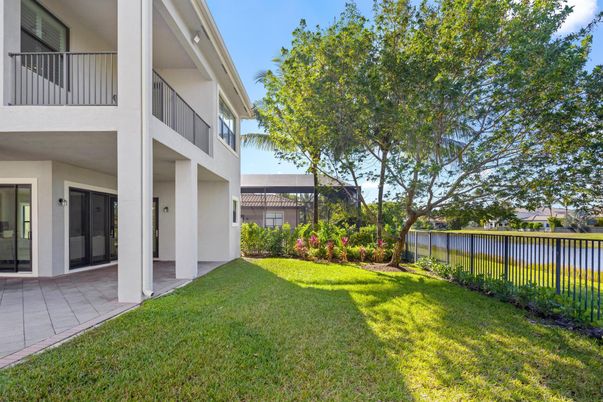 Backyard, Exterior, Water