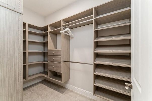 Interior, Walk-in Closets