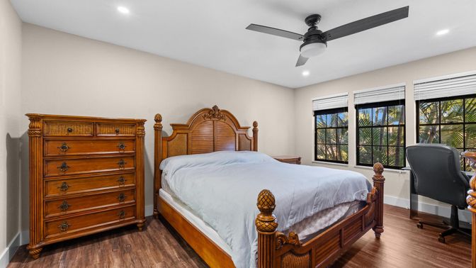 Bedroom, Interior, Recessed Lighting, Wood Texture Flooring