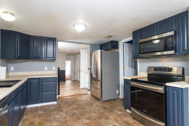 Interior, Kitchen, Stainless Steel Appliances