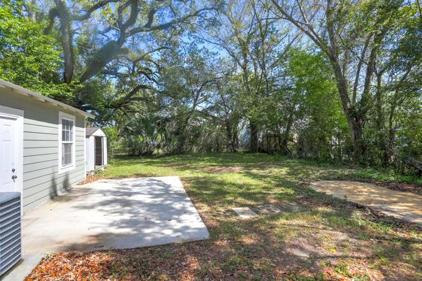 Backyard, Exterior