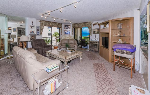 Fireplace, Interior, Living room