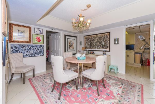 Chandelier, Dining room, Interior