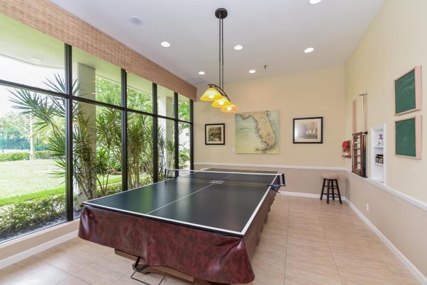Game Room, Interior, Pendant Lights, Recessed Lighting