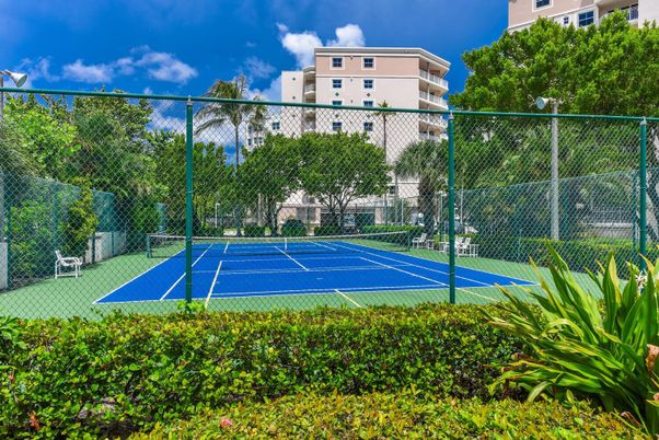 Exterior, Tennis Courts