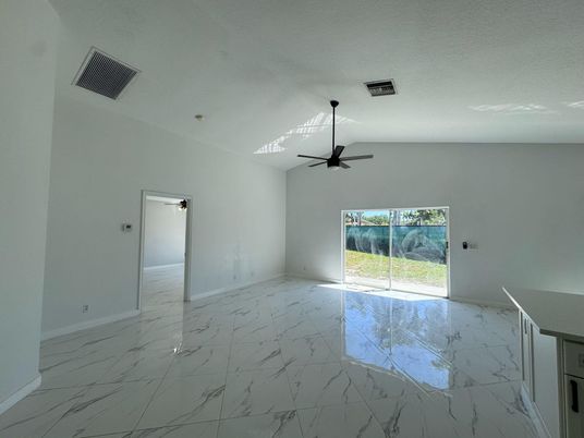 Empty room, Interior, Marble