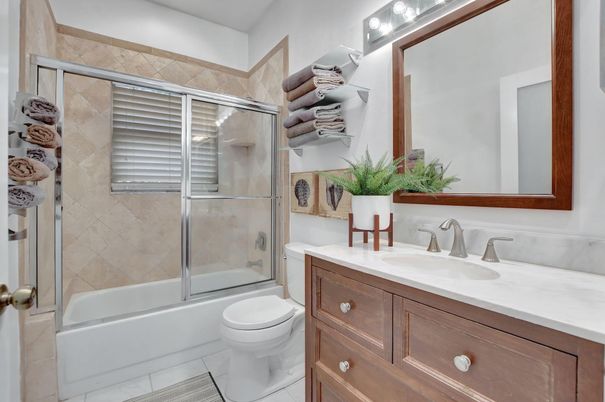 Bathroom, Glass Shower, Interior
