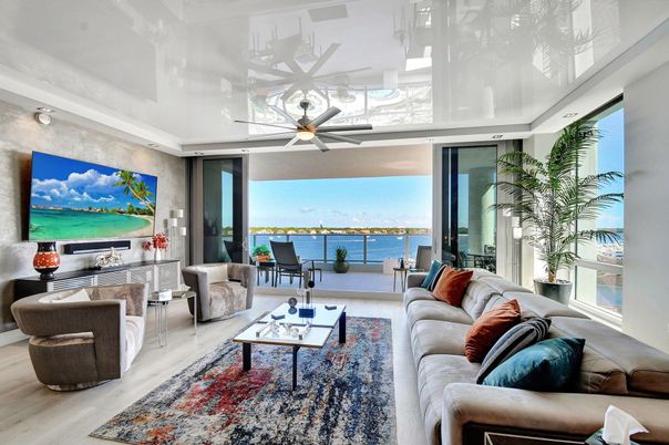 Interior, Living room, Pendant Lights, Water, Wood Texture Flooring