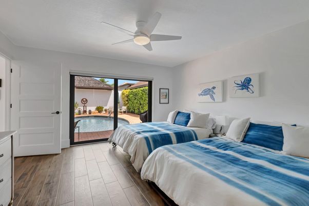 Bedroom, Interior, Water, Wood Texture Flooring