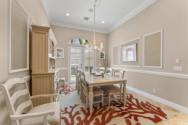 Chandelier, Dining room, Interior, Pendant Lights, Recessed Lighting