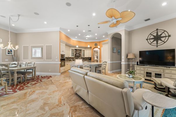 Chandelier, Dining room, Interior, Kitchen, Living room, Pendant Lights, Recessed Lighting, Stainless Steel Appliances