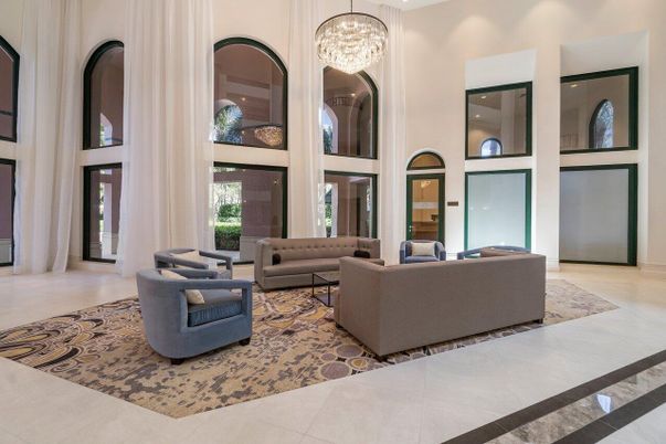 Chandelier, Interior, Living room