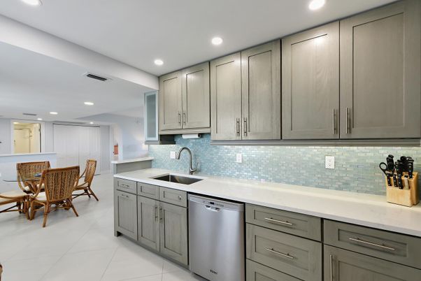 Dining room, Interior, Kitchen, Recessed Lighting