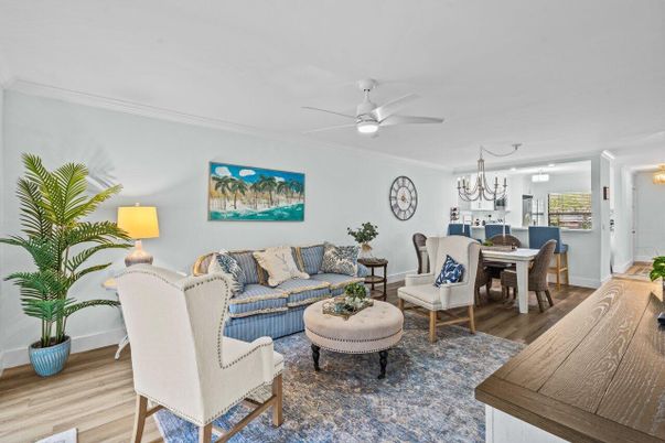 Chandelier, Dining room, Interior, Living room, Wood Texture Flooring