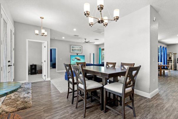 Chandelier, Dining room, Interior, Recessed Lighting, Wood Texture Flooring