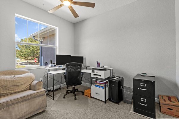 Home Office, Interior