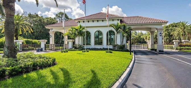 Backyard, Exterior, Facade, Mediterranean