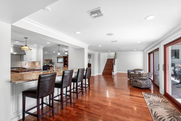 Dining room, Interior, Kitchen, Pendant Lights, Recessed Lighting, Wood Texture Flooring
