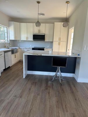Interior, Kitchen, Pendant Lights, Wood Texture Flooring